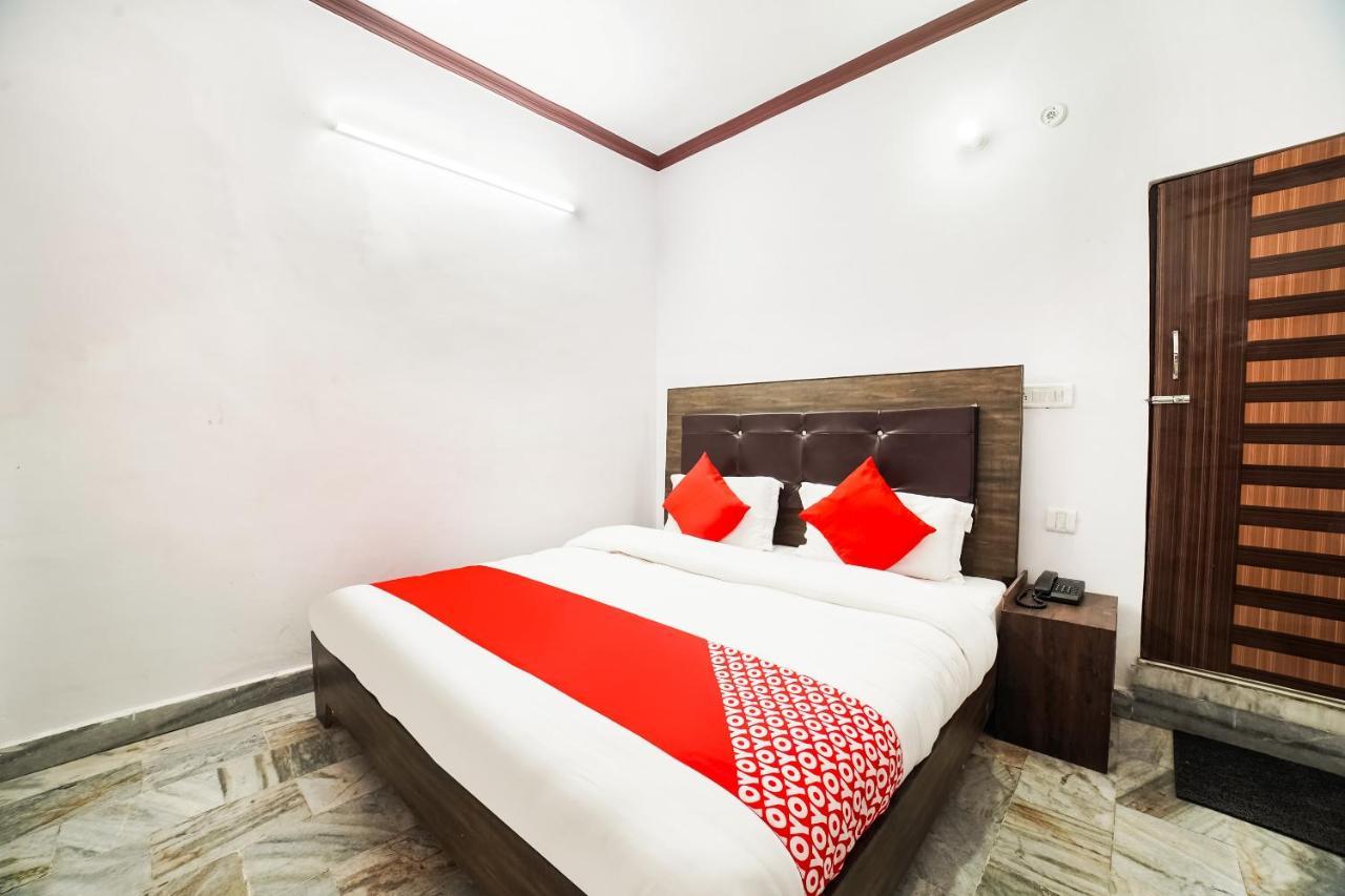 Oyo Hotel Konark Inn Bareli Zewnętrze zdjęcie