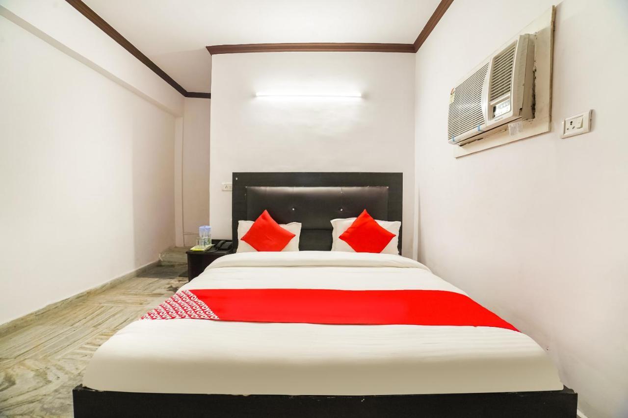 Oyo Hotel Konark Inn Bareli Zewnętrze zdjęcie