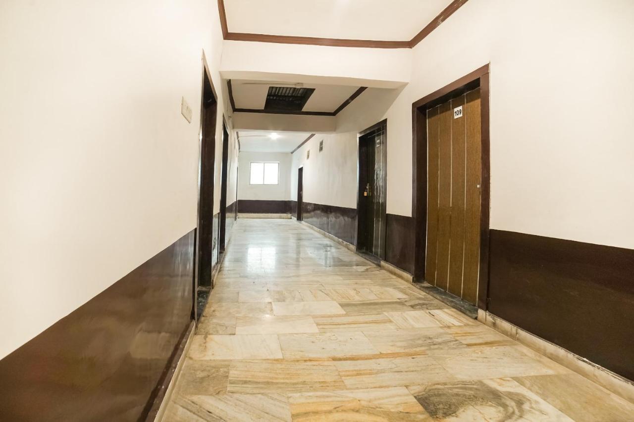 Oyo Hotel Konark Inn Bareli Zewnętrze zdjęcie