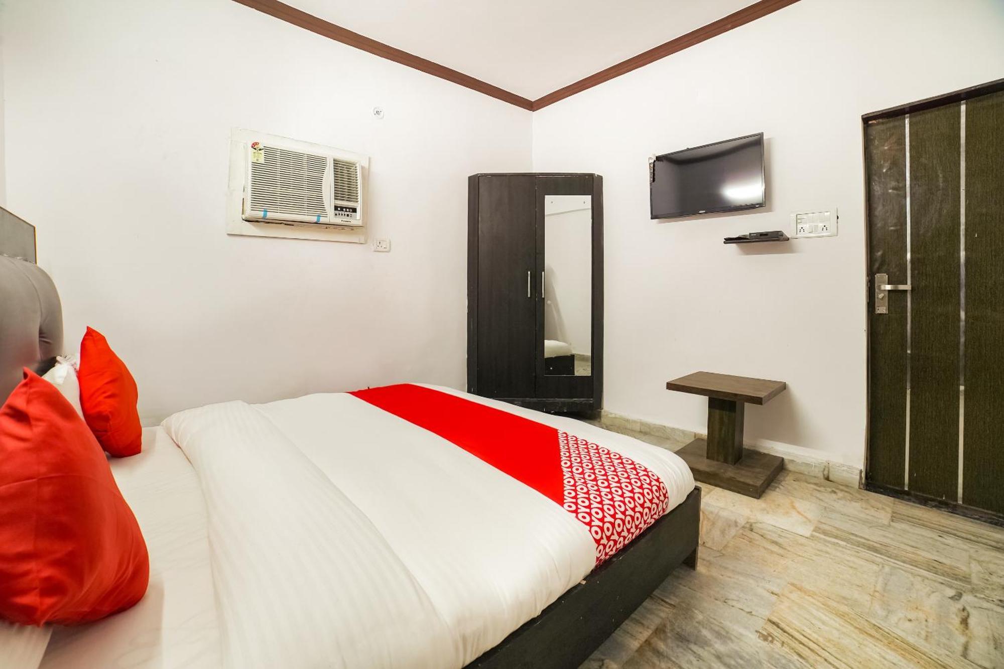 Oyo Hotel Konark Inn Bareli Zewnętrze zdjęcie